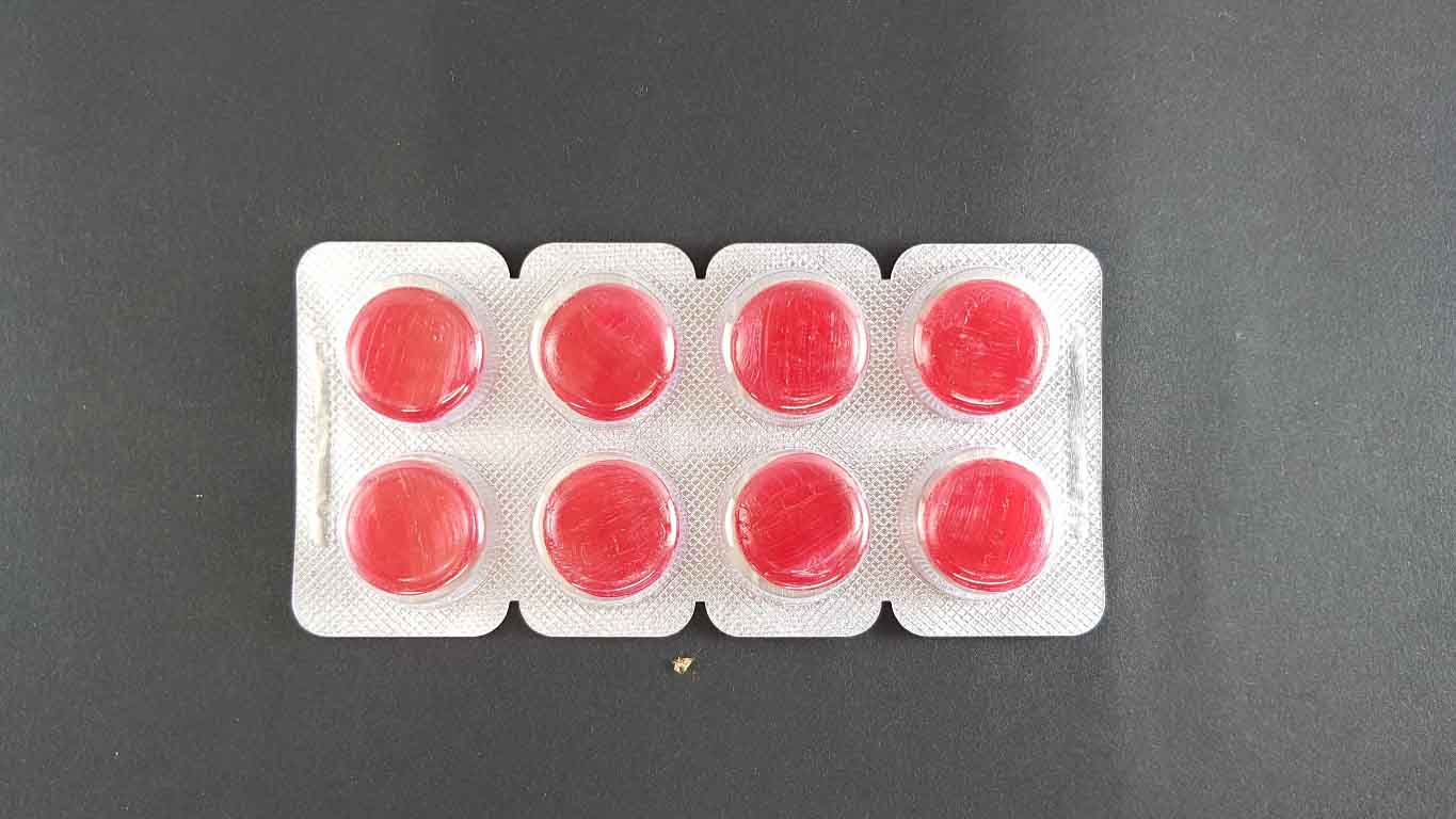 8 Lozenges In A Blister 1 8 Lozenges In A Blister 1